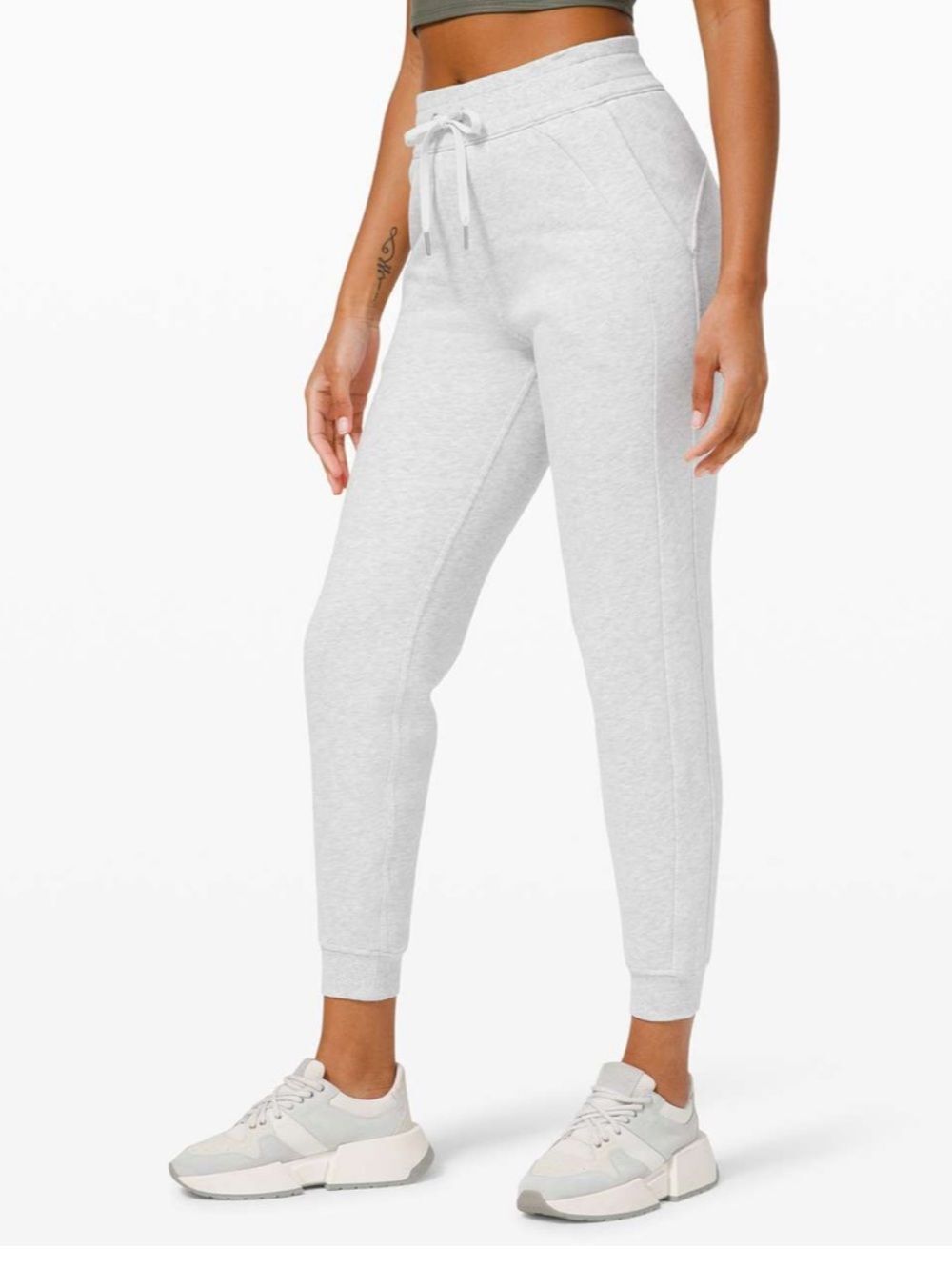 EUC Lululemon Scuba High-Rise sweatpants Jogger pants Sz 4